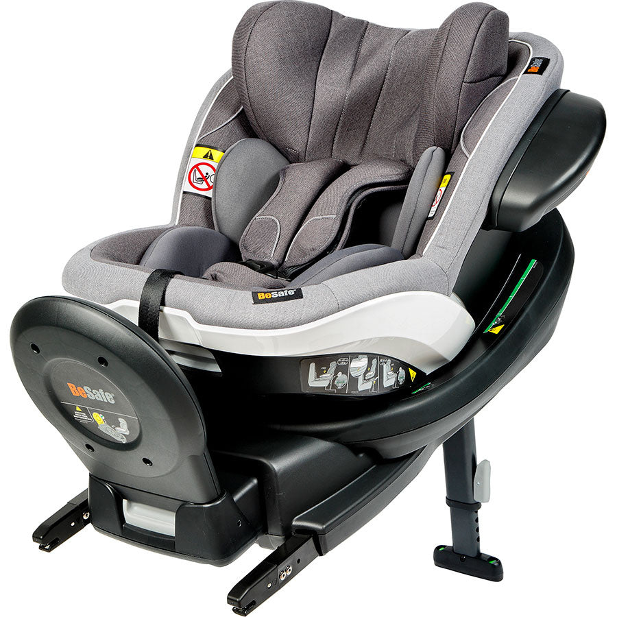 BeSafe iZi Modular X1 i-Size seat installed on ISOFIX base
